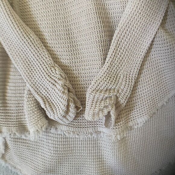 Free People Cream Waffle Knit Moonshine Cold Shoulder V-Neck Sweater Boho Sz S/P - Picture 6 of 12